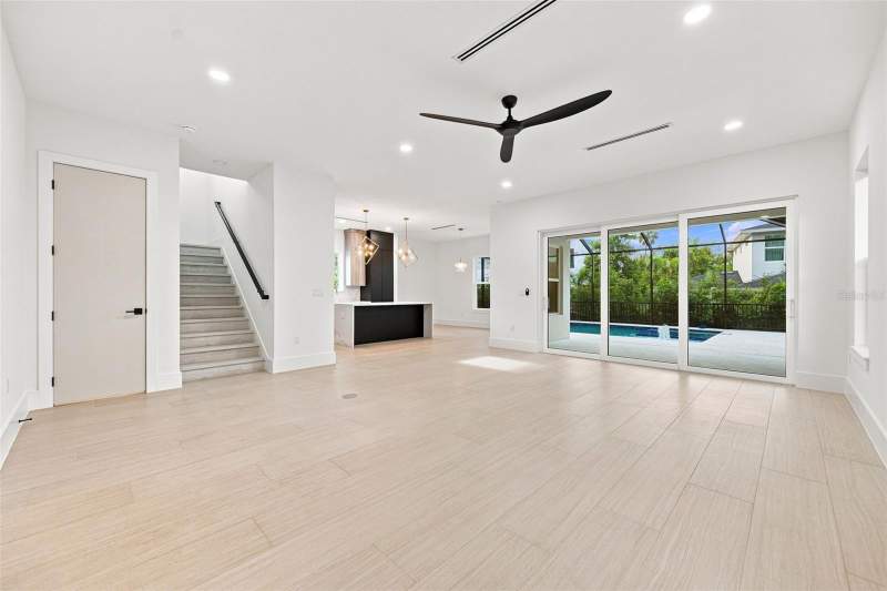 4 bedroom Single Family Residence at 731 42nd Street, Indian Beach, Sarasota — photo 4