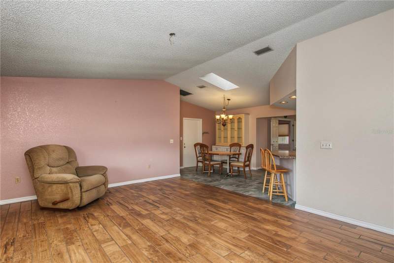 3 bedroom Single Family Residence at 8777 SW 116th Place Road, Oak Run Neighborhood 08A, Ocala — photo 5