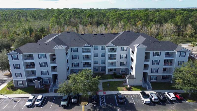 Villas At Secret Lake Condo
