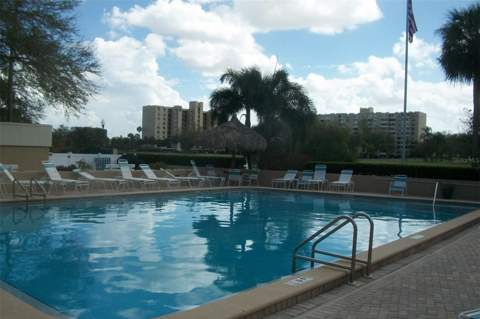 2616 Cove Cay Drive #207, Clearwater FL - photo 24 of 36