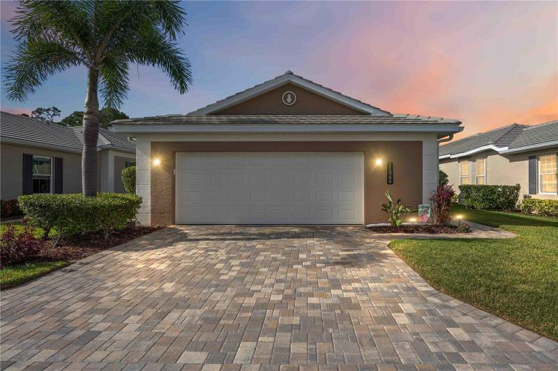 3 bedroom Single Family Residence at 11045 Barnsley Drive, Kenwood Glen 1 Of St Andrews E, Venice — photo 4