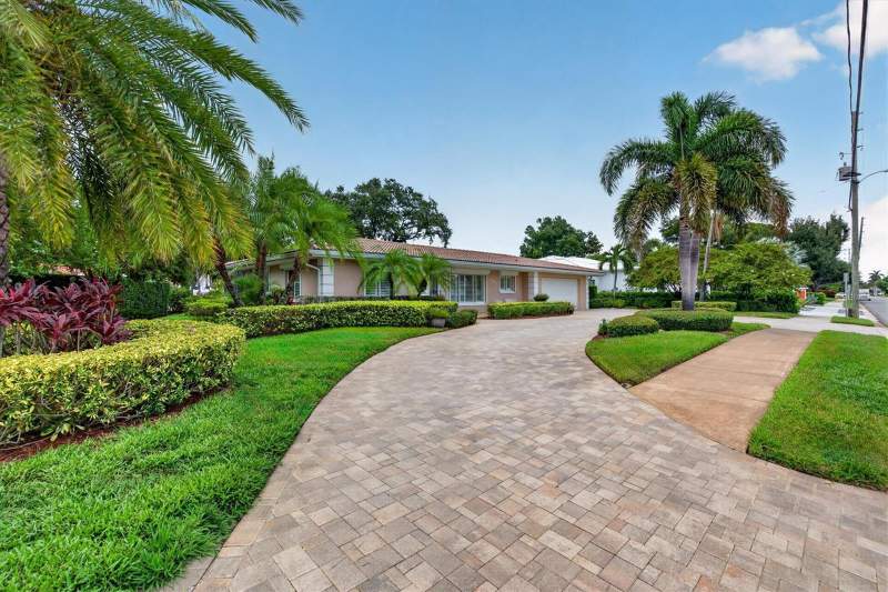 802 OSCEOLA ROAD home for sale in Belleair Estates