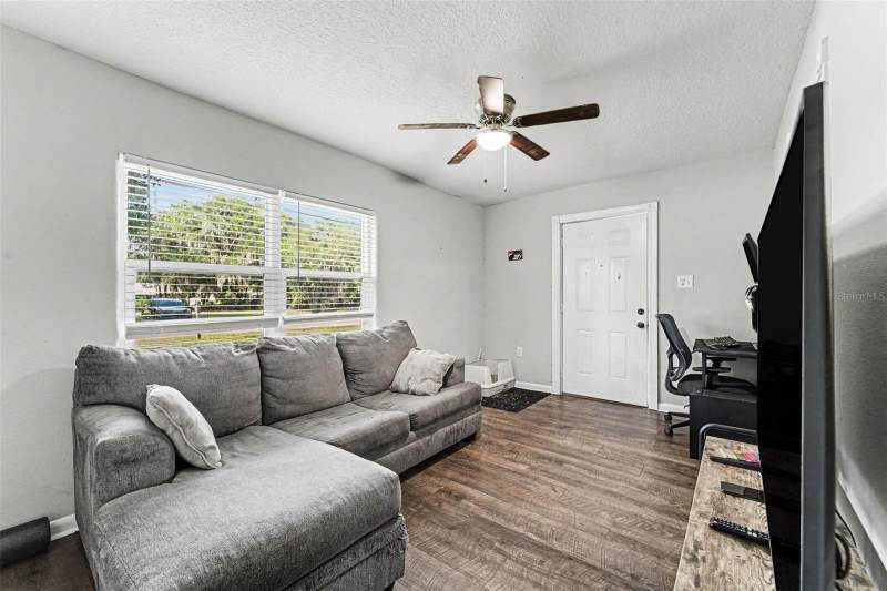 2 bedroom Single Family Residence at 1024 Grant Avenue, East Town, Mount Dora — photo 4