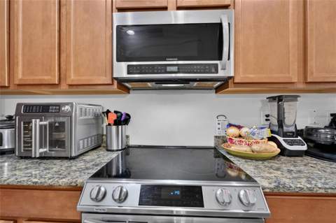 10411 Red Carpet Court, Riverview FL - photo 8 of 60
