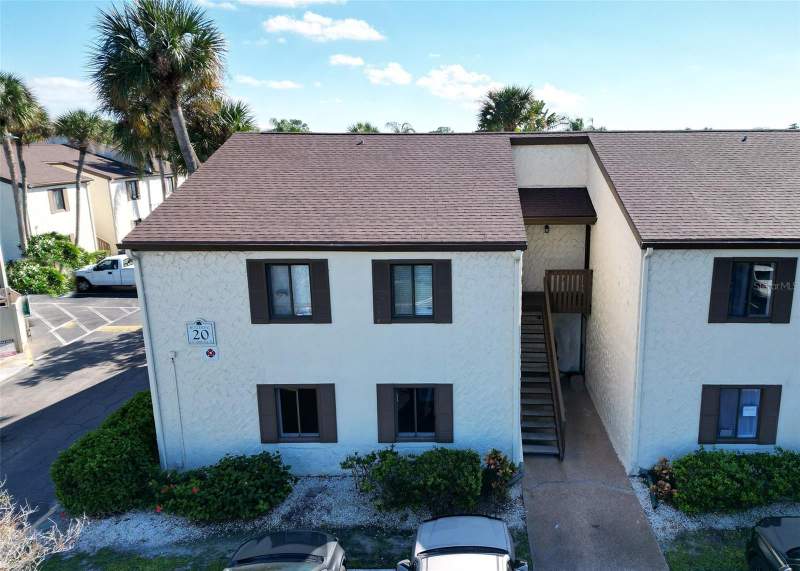 Peppertree Lake Condo