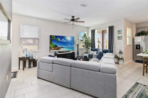 15493 Willow Arbor Circle, Orlando FL - photo 7 of 10