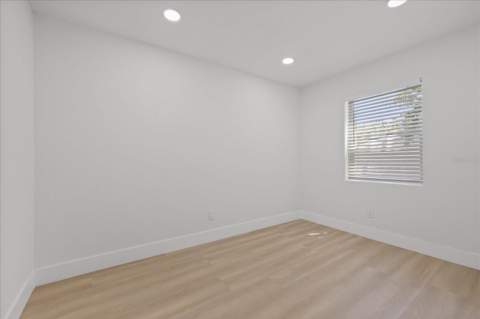 6403 Elliot Drive, Tampa FL - photo 21 of 45