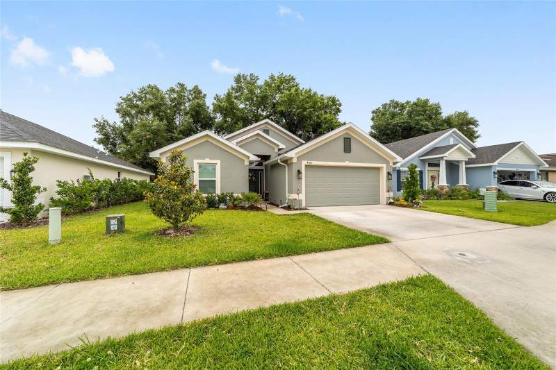 4 bedroom Single Family Residence at 4585 SE 25th Loop, Magnolia Villas West, Ocala — photo 2