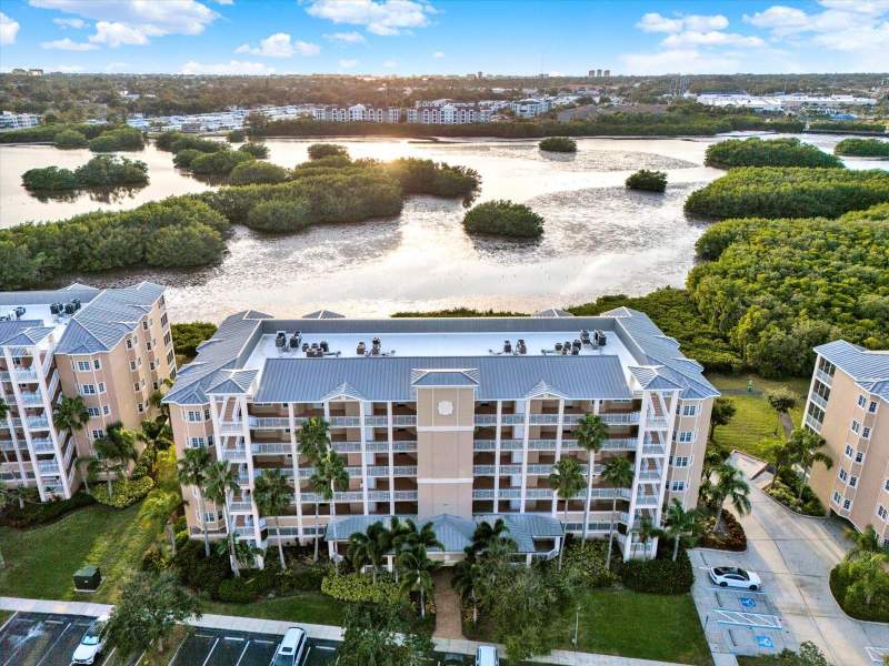 Seminole Isle Condo