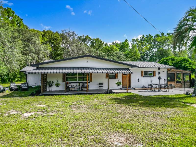 3 bedroom Single Family Residence at 7971 E Highway 25, Acreage, Belleview — photo 2
