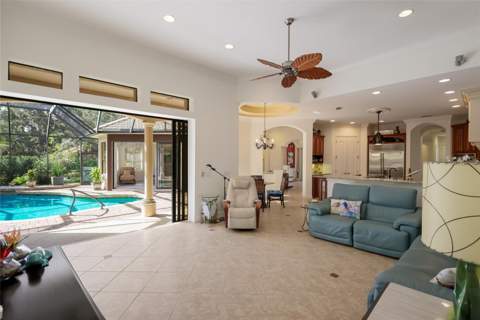 7107 Keswick Lane, Lakewood Ranch FL - photo 20 of 79