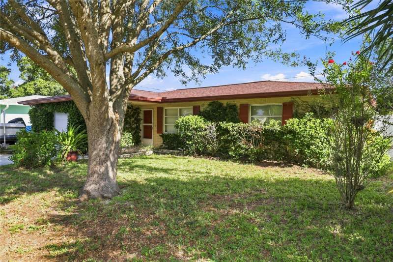 2 bedroom Single Family Residence at 1070 6th Avenue, Largo Lake Villas, Largo — photo 3