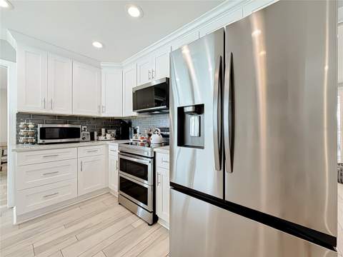 6351 3rd Palm Point, St Pete Beach FL - photo 14 of 93