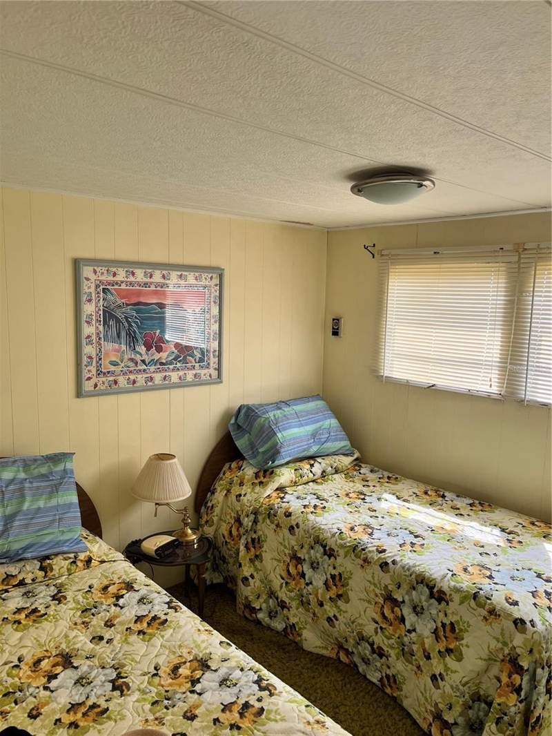 2 bedroom Mobile Home at 11128 102nd Way #225, Lake Seminole Resort North M/H Unrec, Largo — photo 5