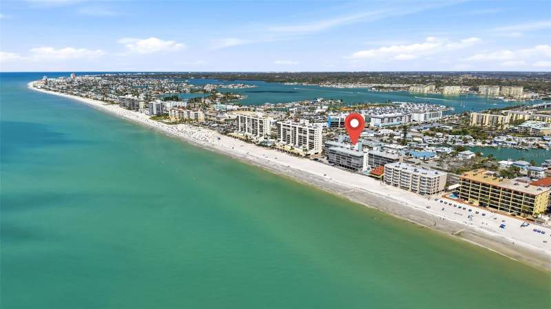 2 bedroom Condominium at 14900 GULF BOULEVARD #304, SURFSIDE SOUTH CONDO, MADEIRA BEACH — photo 3