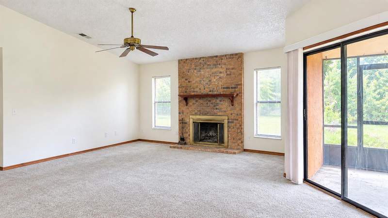 3 bedroom Single Family Residence at 2585 Derby Drive, Deltona Lakes Unit 32, Deltona — photo 3