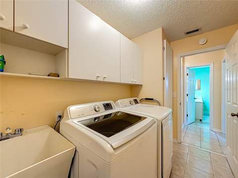 9826 SE 178th Lane, Summerfield FL - photo 13 of 21