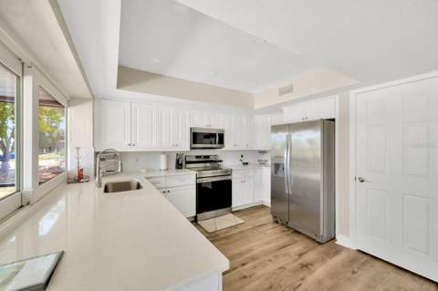 721 Eagle Lane, Apollo Beach FL - photo 18 of 51