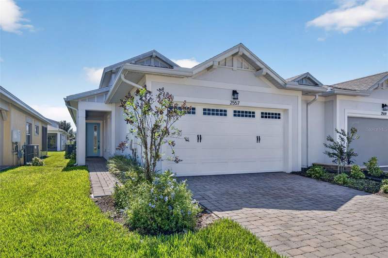 2557 YELLOW BRICK ROAD home for sale in Northwest Lakeside Groves