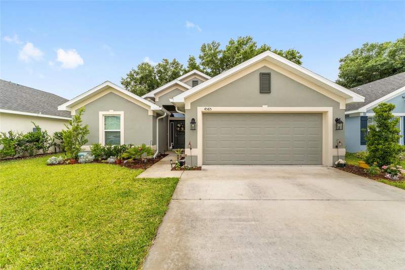 4 bedroom Single Family Residence at 4585 SE 25th Loop, Magnolia Villas West, Ocala — photo 3