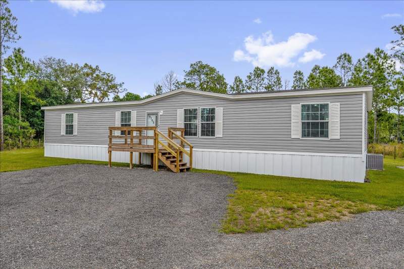 4 bedroom Manufactured Home at 9165 LUNA DRIVE, CANAVERAL ACRES 1, ST CLOUD — photo 3