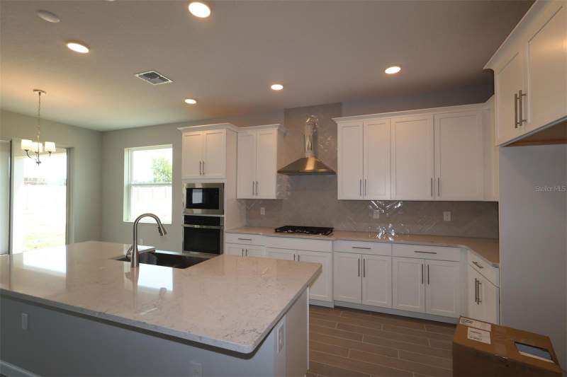 5 bedroom Single Family Residence at 3206 Wolf Lake Avenue, Wolf Lake Ranch, Apopka — photo 3