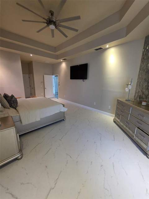 5130 Chelwyn Court, Orlando FL - photo 9 of 30
