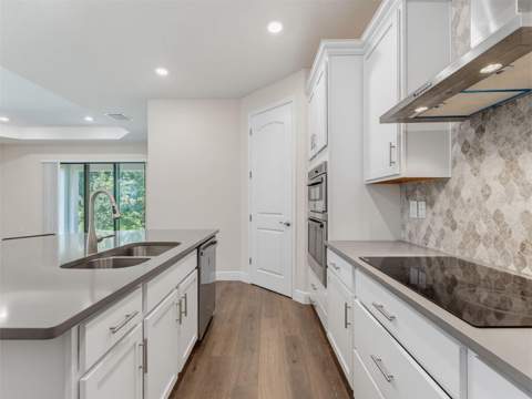 11515 Weaver Hollow Road, New Port Richey FL - photo 21 of 74