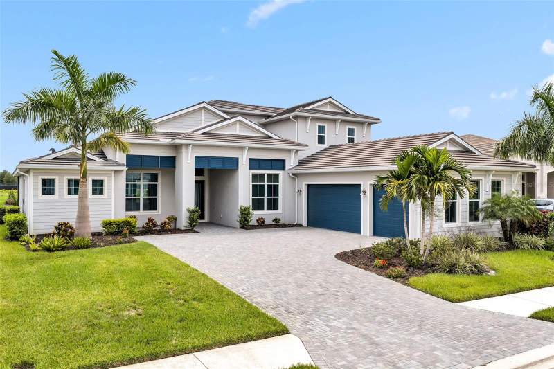 5 bedroom Single Family Residence at 8444 Cane Bay Court, Isles At Lakewood Ranch, Lakewood Ranch — photo 2