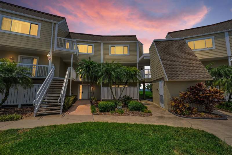 2 bedroom Condominium at 433 S Paula Drive #32, South Paula Point Condo, Dunedin — photo 2