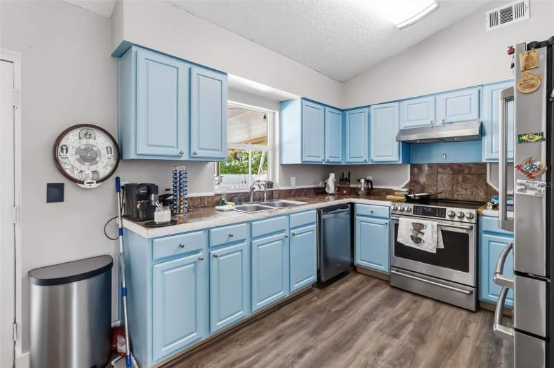3 bedroom Single Family Residence at 7826 Barberry Drive, Raintree Place Ph 1, Orlando — photo 5