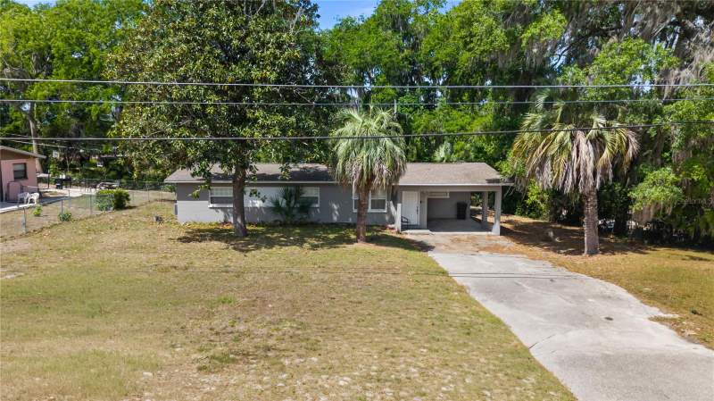 3 bedroom Single Family Residence at 3918 SE 15th Street, Robinson Heights Unit 2 300 Scale, Gainesville — photo 3