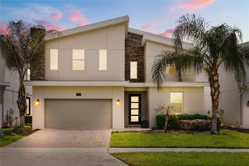 917 OCEAN COURSE AVENUE home for sale in Stoneybrook South North