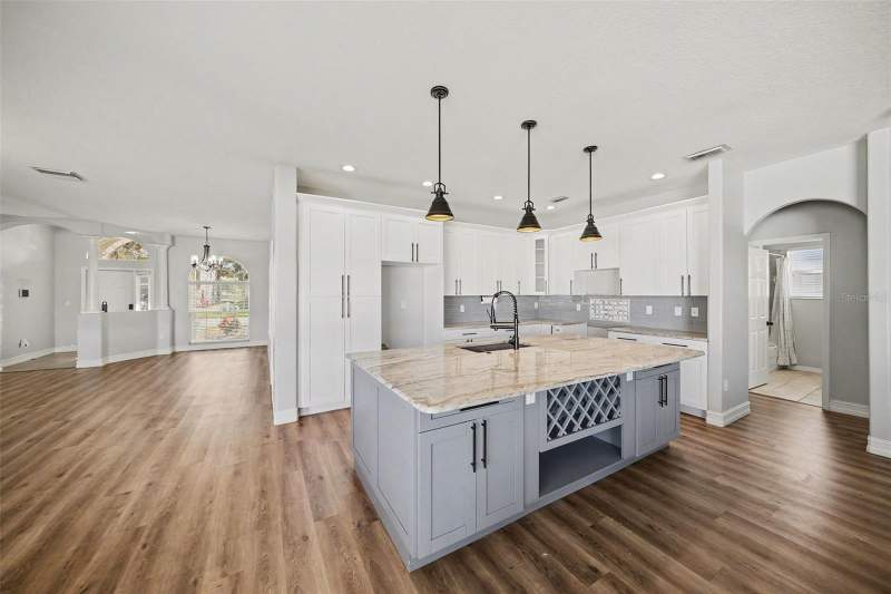 5 bedroom Single Family Residence at 4809 Walnut Ridge Road, Lake Talia Ph 01, Land O Lakes — photo 5