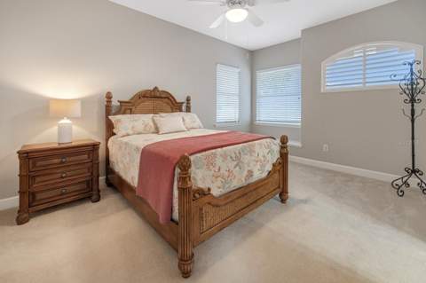 5918 Bahama Shores Drive, St Petersburg FL - photo 23 of 46
