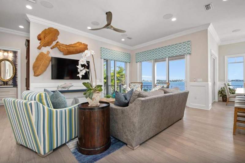 7 bedroom Single Family Residence at 110 10th Street, Cortez Beach, Bradenton Beach — photo 3