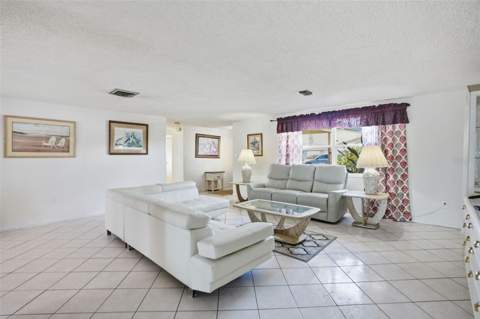 13630 Garris Drive, Hudson FL - photo 10 of 48