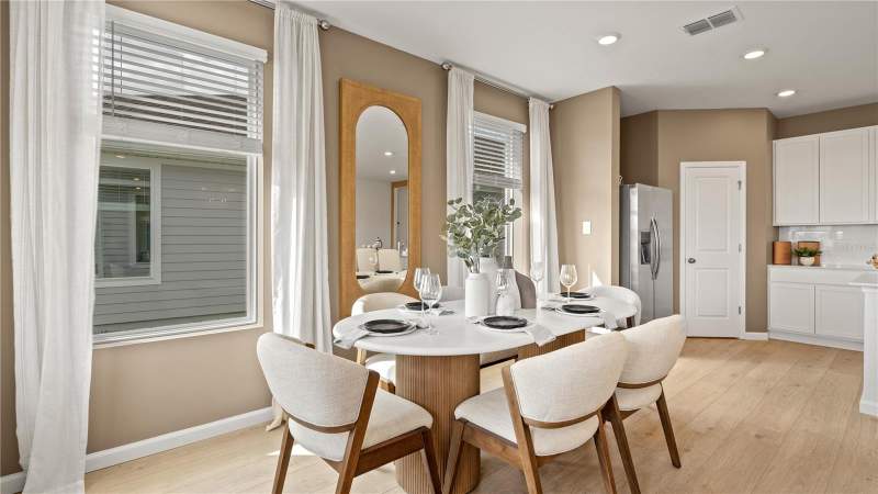 4 bedroom Single Family Residence at 4958 Waltham Forest Drive, Providence Garden Hills 50S Gc, Davenport — photo 4