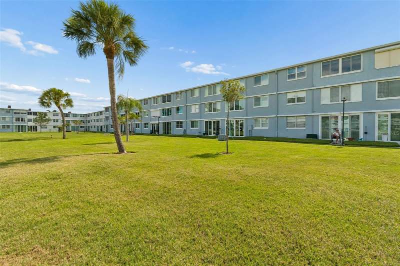 2 bedroom Condominium at 4715 Bay Street #223, Winston Park Northeast, St Petersburg — photo 3