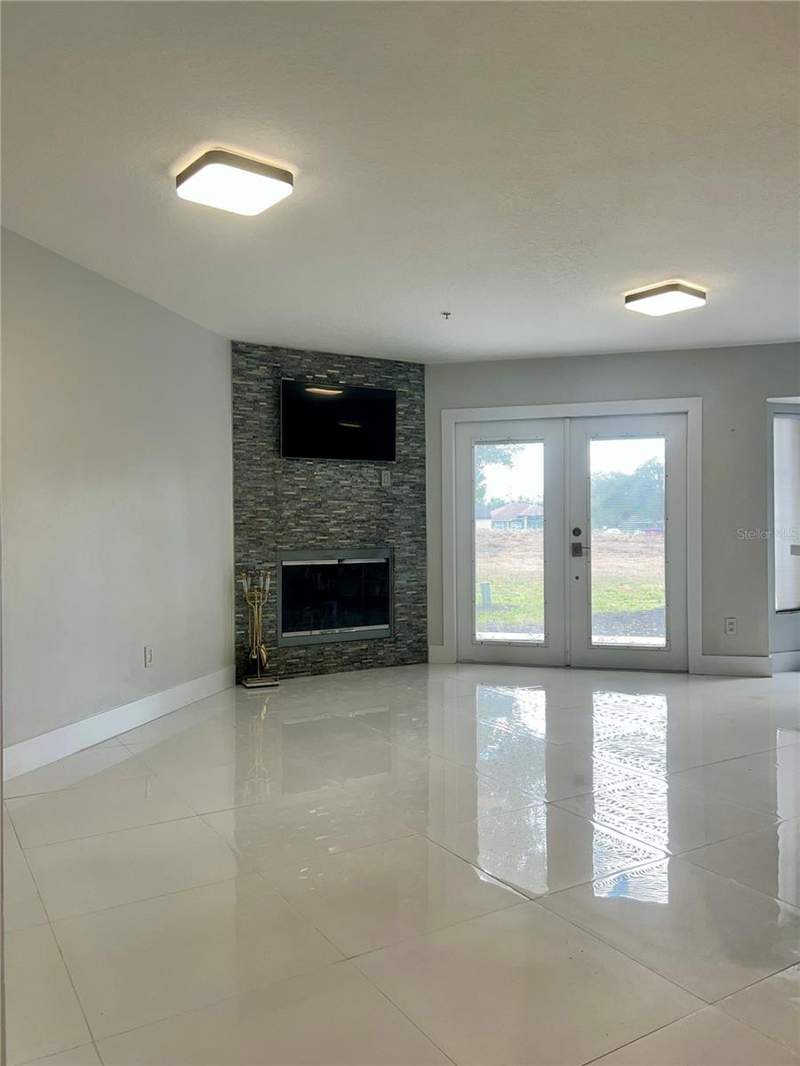 3 bedroom Townhouse at 1242 N FAIRWAY DRIVE, GREENBROOK VILLAS AT ERROL ESTATES 02, APOPKA — photo 2