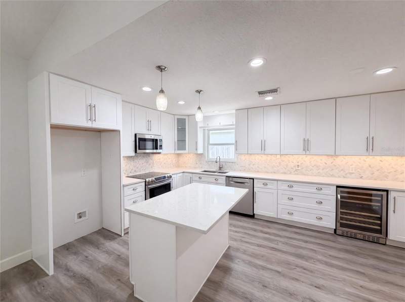 4 bedroom Single Family Residence at 1340 Sassafras Avenue, Country Creek Forest Edge Unit 1, Altamonte Springs — photo 2