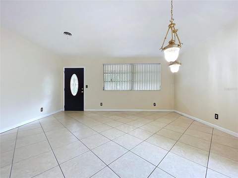 17932 Wendy Sue Avenue, Hudson FL - photo 9 of 98