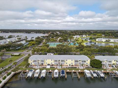 4924 Beach Drive #F, St Petersburg FL - photo 22 of 45