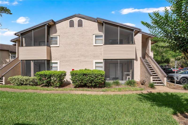 2 bedroom Condominium at 2923 Antique Oaks Circle #34, Parkview Village, Winter Park — photo 2