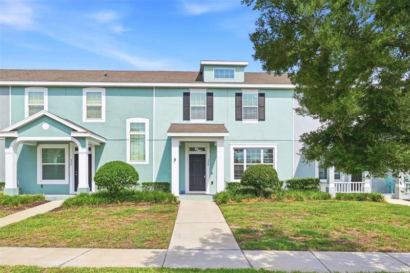 528 RAINBOW SPRINGS LOOP home for sale in Waterside Pointe