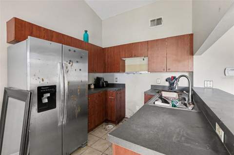 2603 W Henry Avenue, Tampa FL - photo 6 of 6