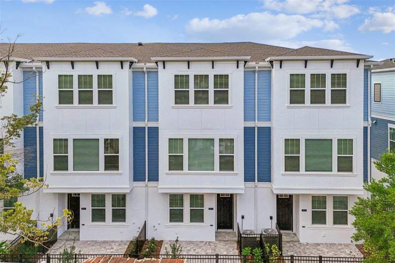 Apex At Seminole Heights