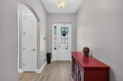 24414 Woodhill Court, Sorrento FL - photo 6 of 6