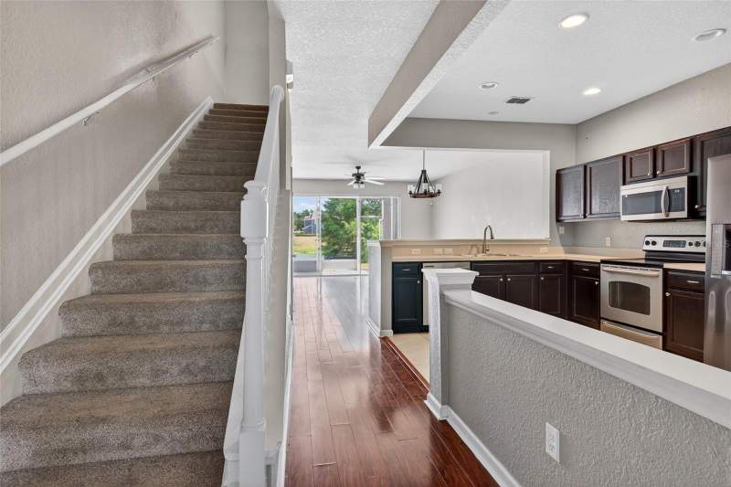 3 bedroom Townhouse at 4954 SW 45th Circle, Wynchase Twnhms, Ocala — photo 3
