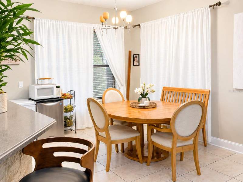 5 bedroom Single Family Residence at 2927 Curving Oaks Way, Cypress Lakes Pcls H & I, Orlando — photo 3